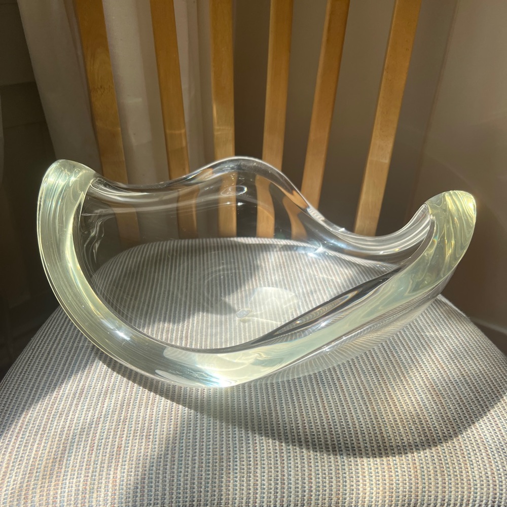Vintage Lucite Bowl by Astrolite Products For The Ritt Company
